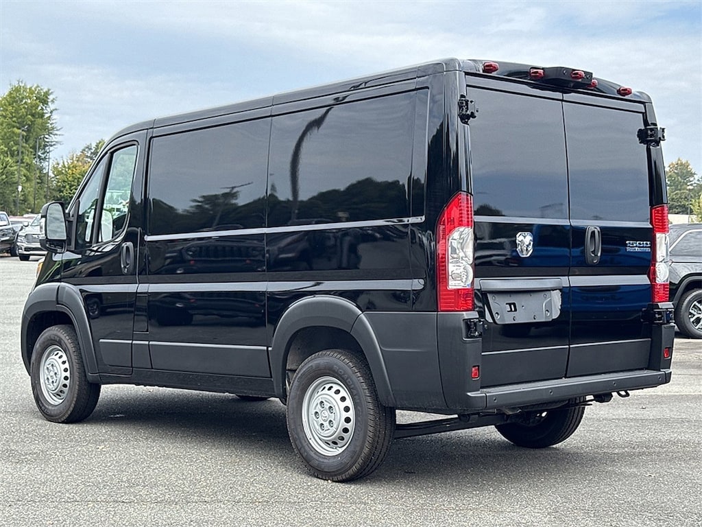 New 2025 Ram ProMaster PROMASTER 1500 TRADESMAN CARGO VAN LOW ROOF 118' W Cargo Van