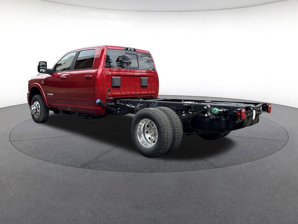 New 2026 Ram 3500 Chassis Cab BIG HORN CREW 4X4 60' CA Crew Cab
