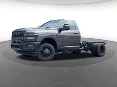 2025 Ram 3500 Chassis Cab 3500 TRADESMAN CHASSIS REGULAR CAB 4X4 60' CA Regular Cab