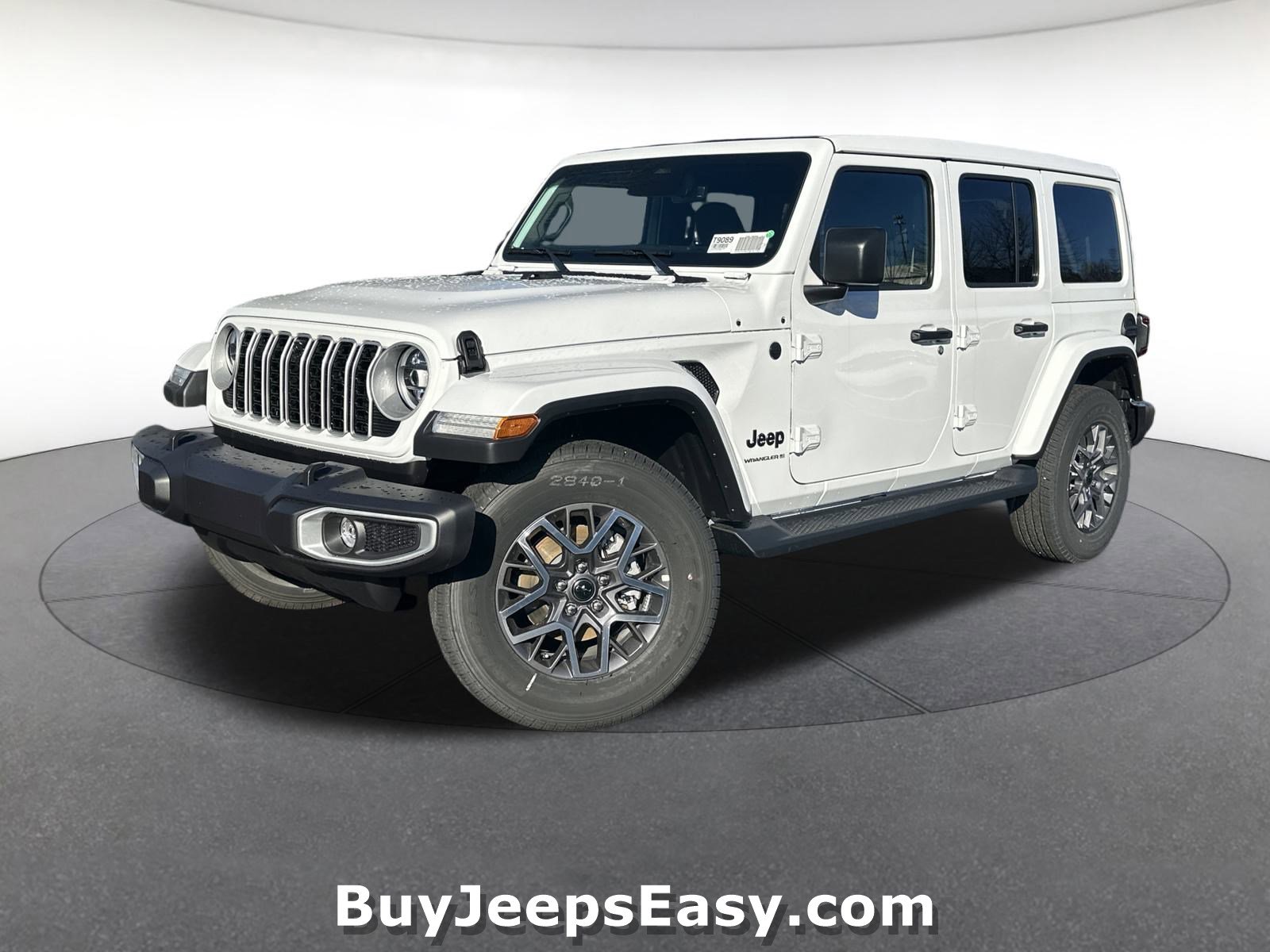 2026 Jeep Wrangler 4-Door Sahara's photo