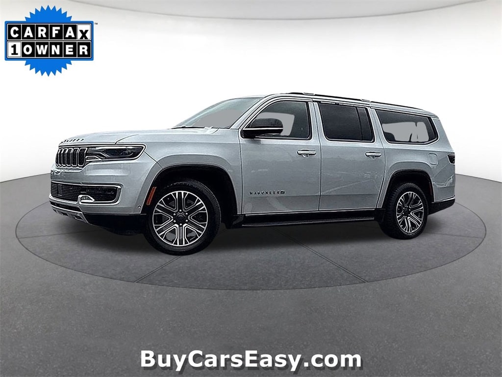 2023 Jeep Wagoneer L Series II's photo