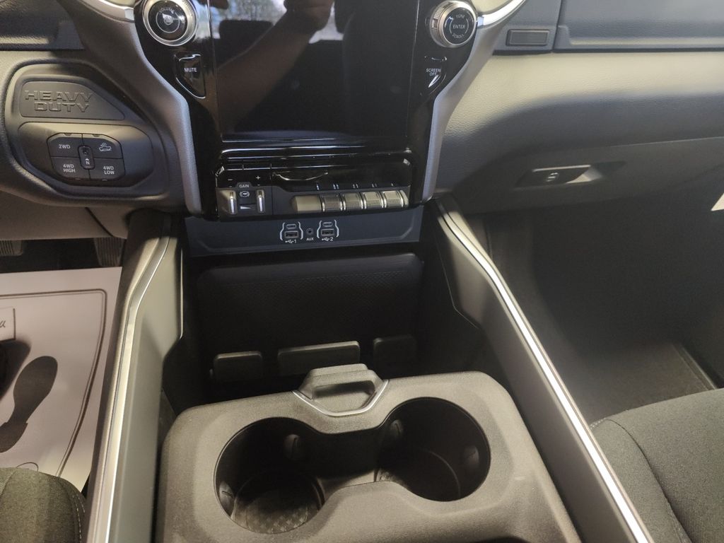 2026 RAM 2500 Big Horn - Photo 11