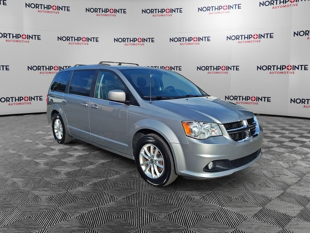 Used 2018 Dodge Grand Caravan SXT Van Passenger Van