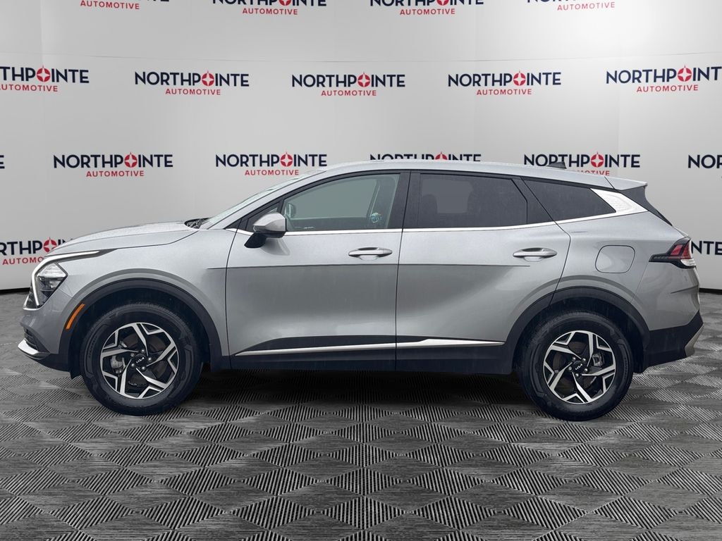 Used 2023 Kia Sportage LX SUV