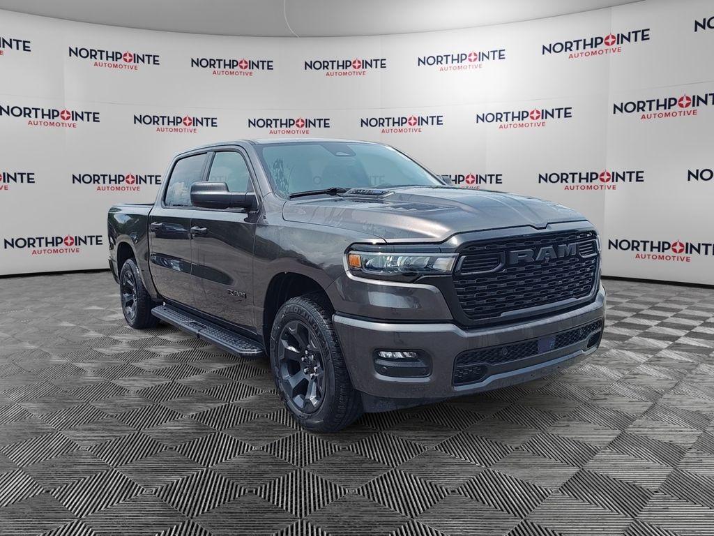 New 2026 Ram 1500 EXPRESS CREW CAB 4X4 5'7 BOX Pickup