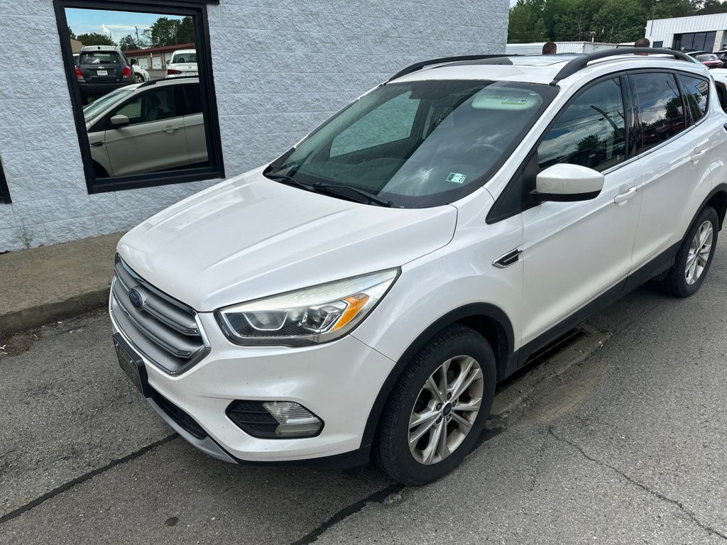Used 2017 Ford Escape SE with VIN 1FMCU9GD4HUC75112 for sale in Seneca, PA