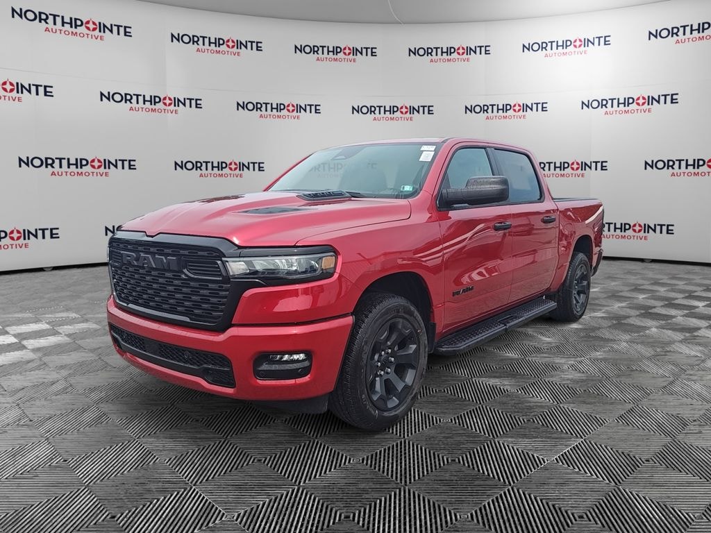 New 2026 Ram 1500 EXPRESS CREW CAB 4X4 5'7 BOX Pickup