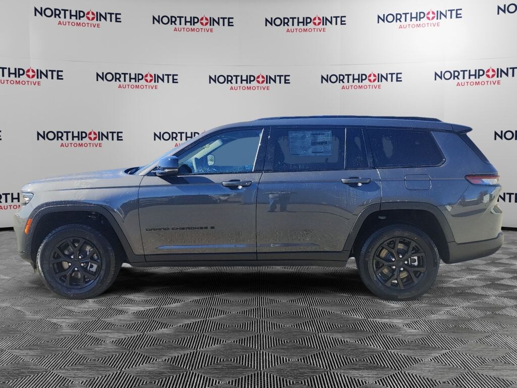 New 2025 Jeep Grand Cherokee L ALTITUDE X 4X4 Sport Utility