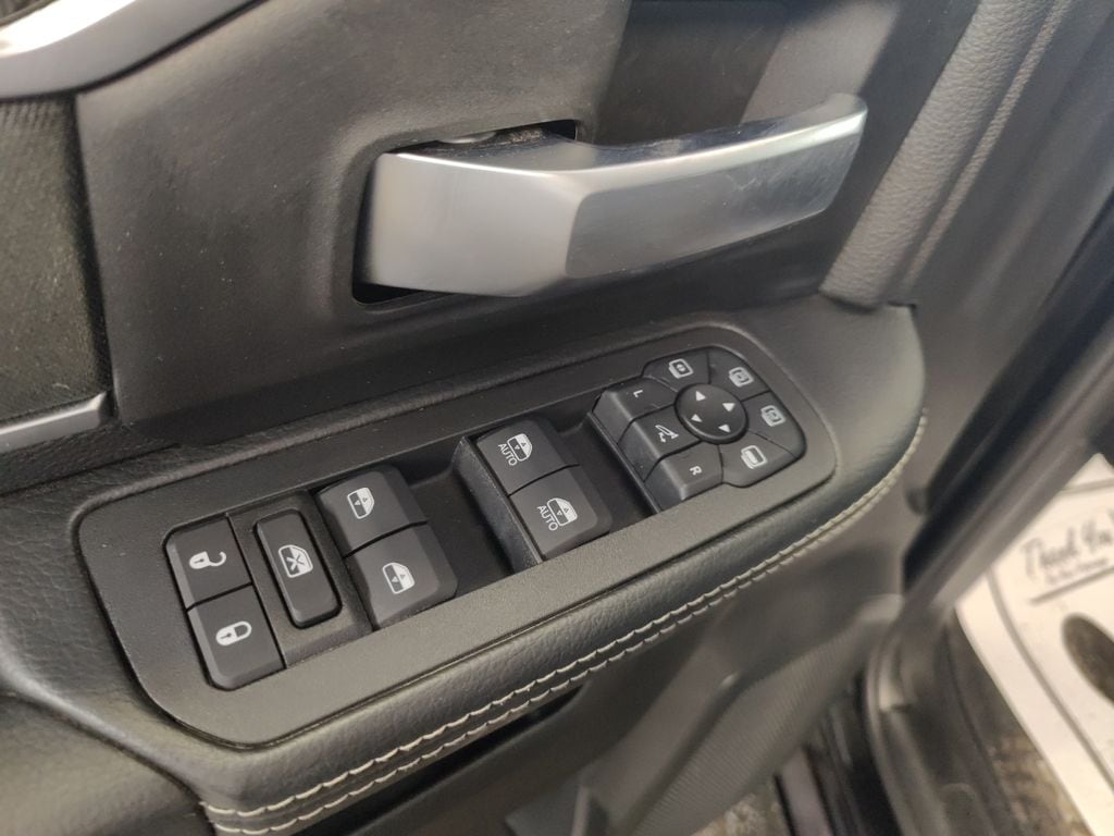 2025 RAM 2500 Big Horn - Photo 17
