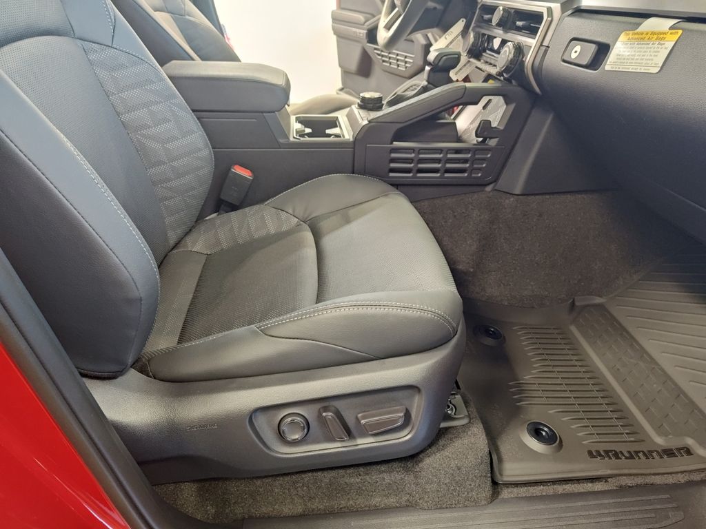 2026 Toyota 4Runner TRD Off-Road Premium - Photo 31