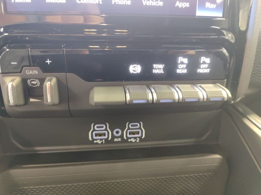 2026 RAM 2500 Big Horn - Photo 24