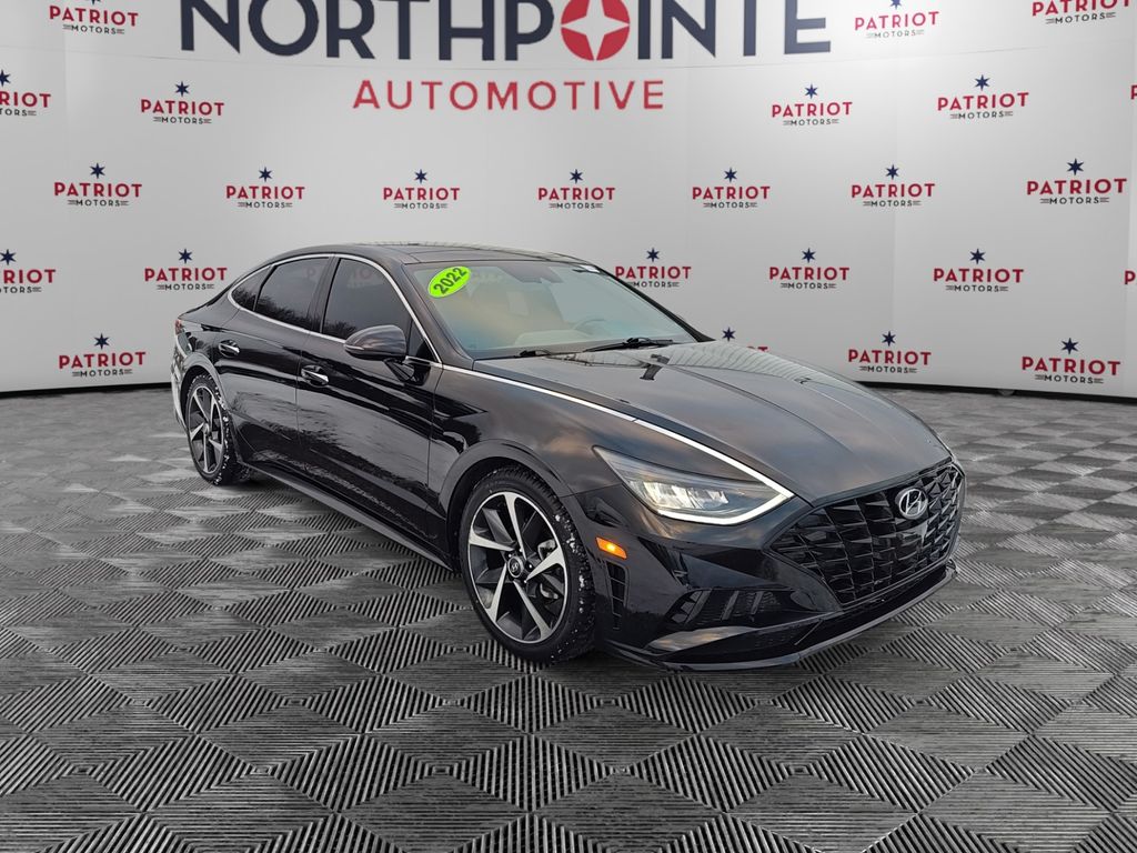 2022 Hyundai Sonata SEL Plus's photo