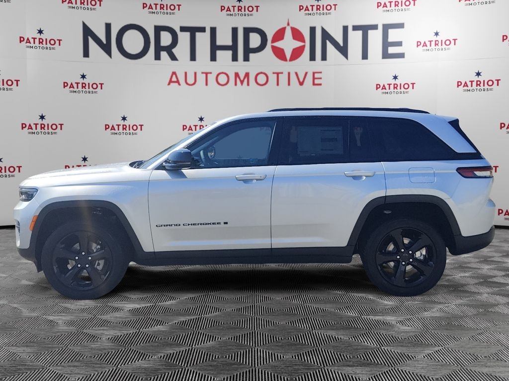 New 2025 Jeep Grand Cherokee ALTITUDE X 4X4 Sport Utility