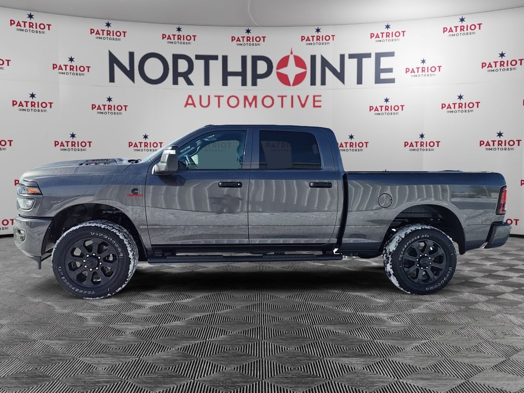 New 2026 Ram 2500 BLACK EXPRESS CREW CAB 4X4 6'4 BOX Pickup