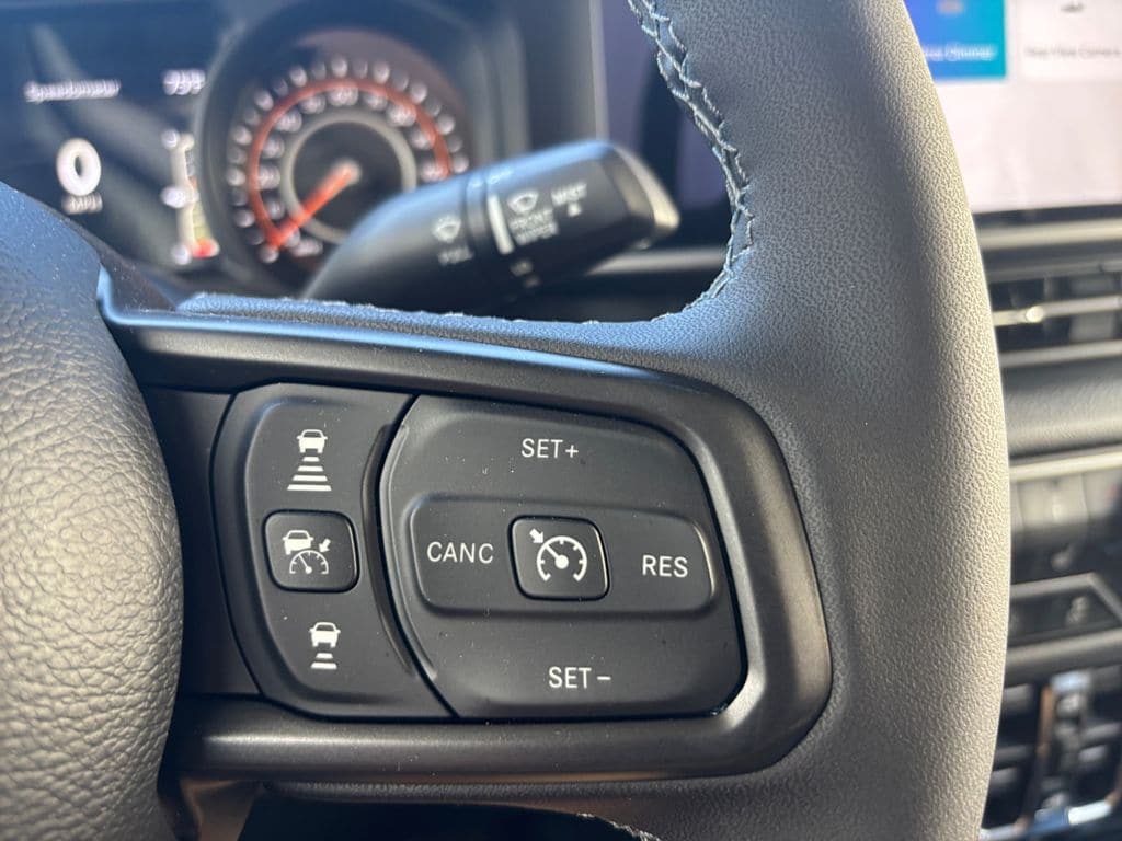 2026 Jeep Gladiator Willys 41 - Photo 25
