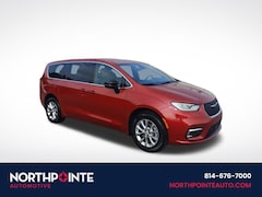 2026 Chrysler Pacifica SELECT AWD Passenger Van