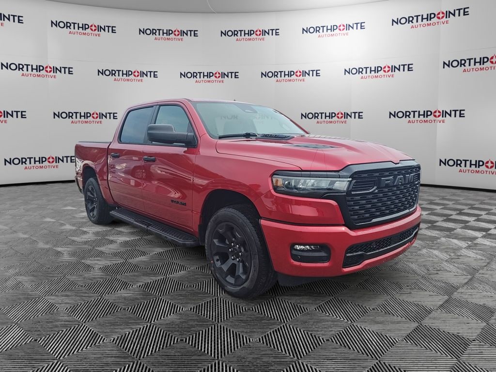 New 2026 Ram 1500 EXPRESS CREW CAB 4X4 5'7 BOX Pickup