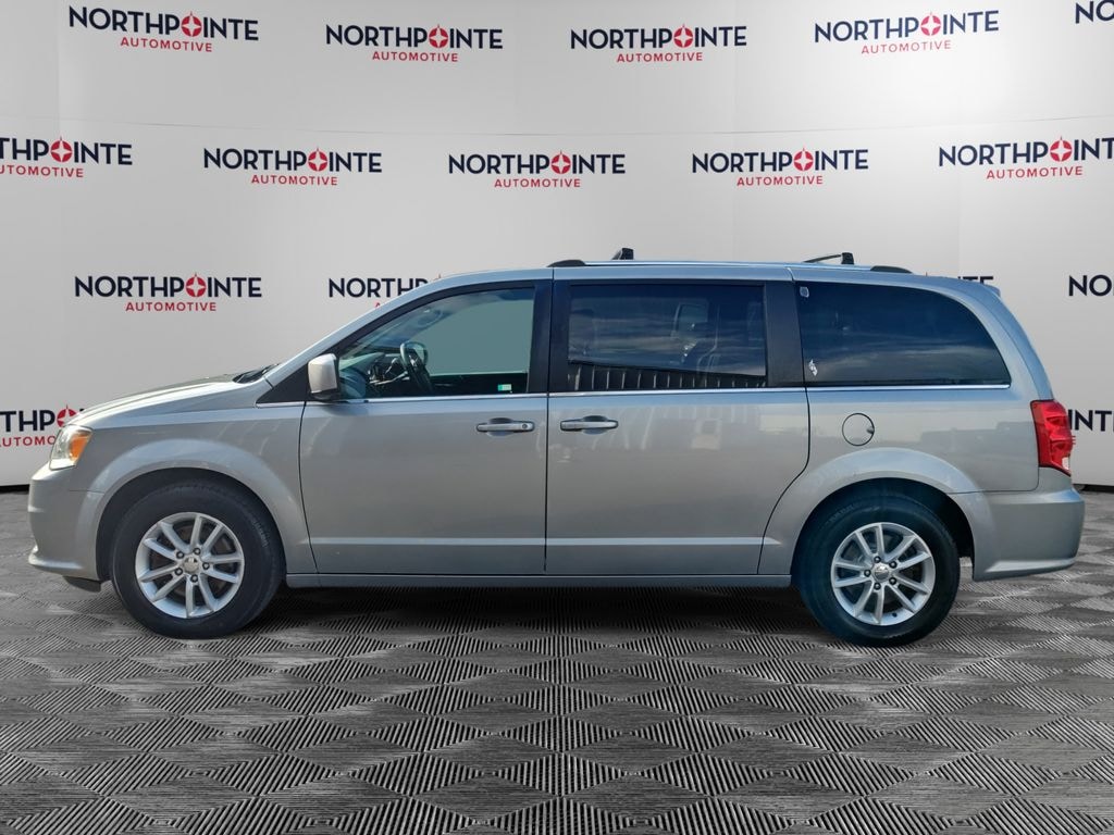 Used 2018 Dodge Grand Caravan SXT Van Passenger Van