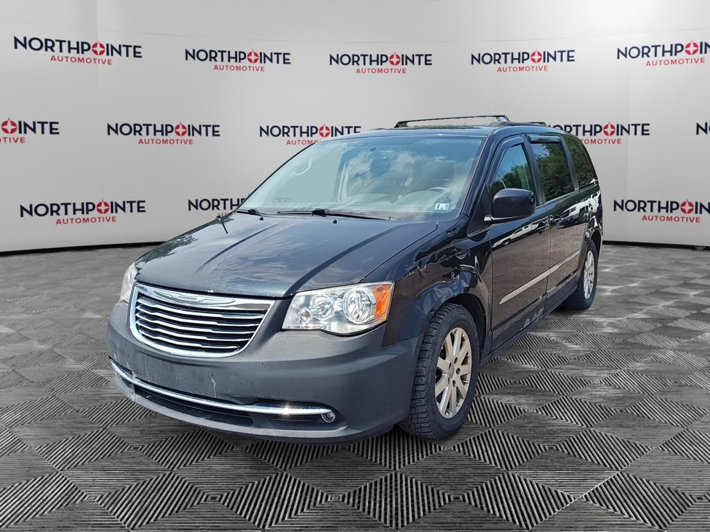 Used 2015 Chrysler Town & Country Touring with VIN 2C4RC1BG8FR553752 for sale in Seneca, PA