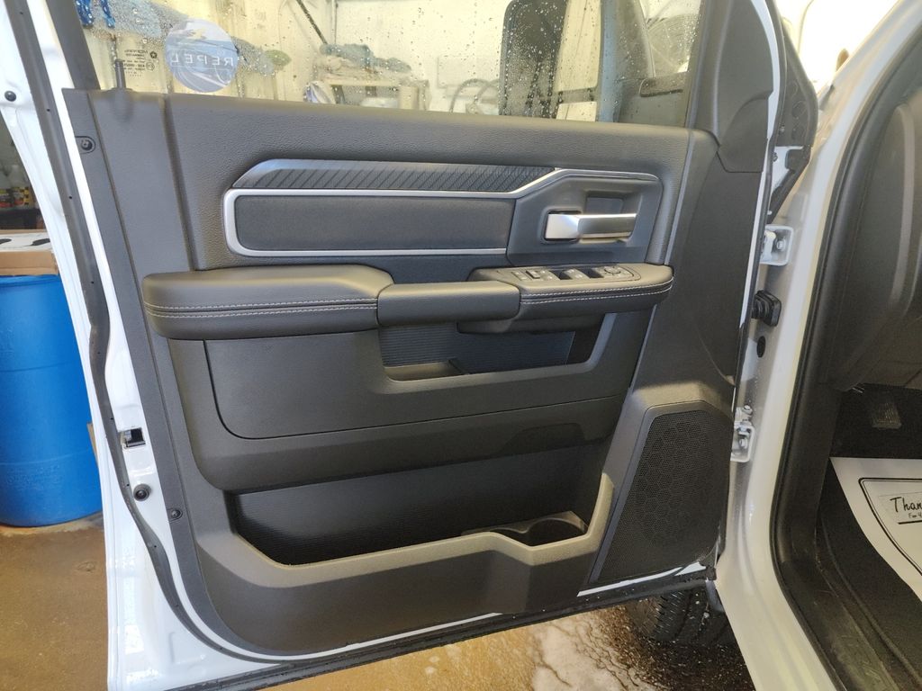 2026 RAM 2500 Big Horn - Photo 16