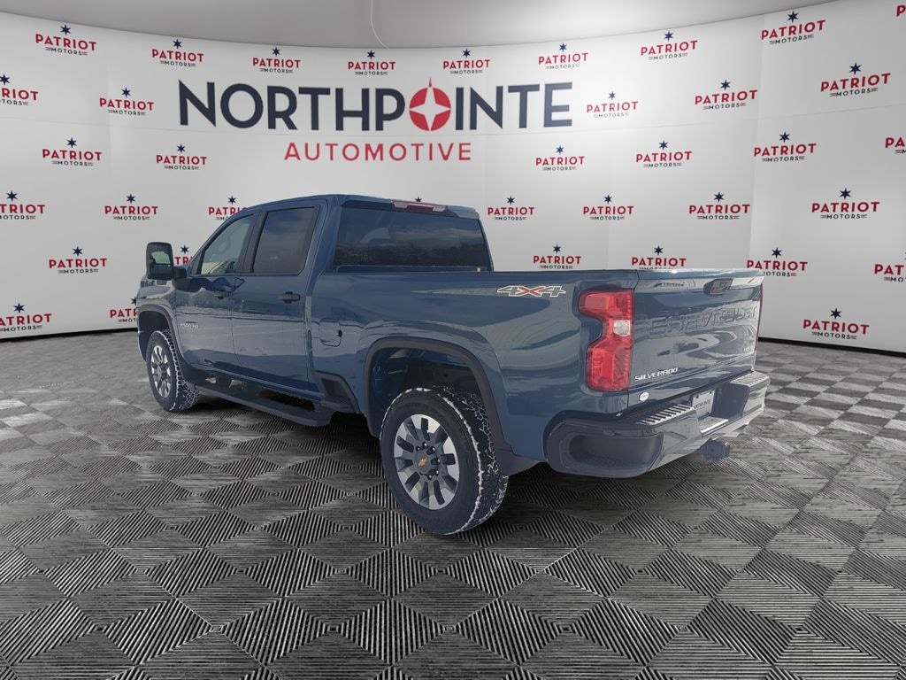 Used 2025 Chevrolet Silverado 2500 HD Custom Truck Crew Cab