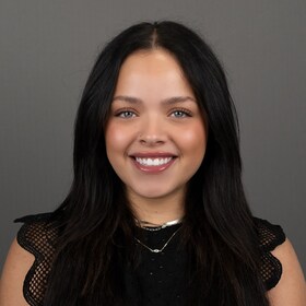 Staff member Alyna Morales from ID_7d2e35