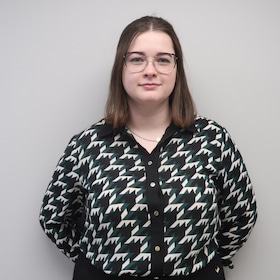 Staff member Ariel Meece from ID_7d2e35