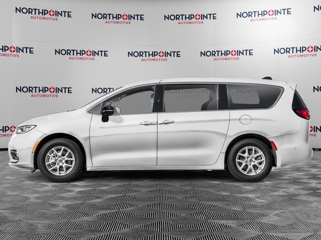 New 2026 Chrysler Pacifica SELECT Passenger Van