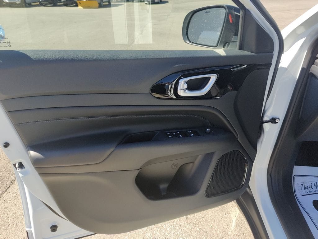 2026 Jeep Compass Altitude Special Edition - Photo 16