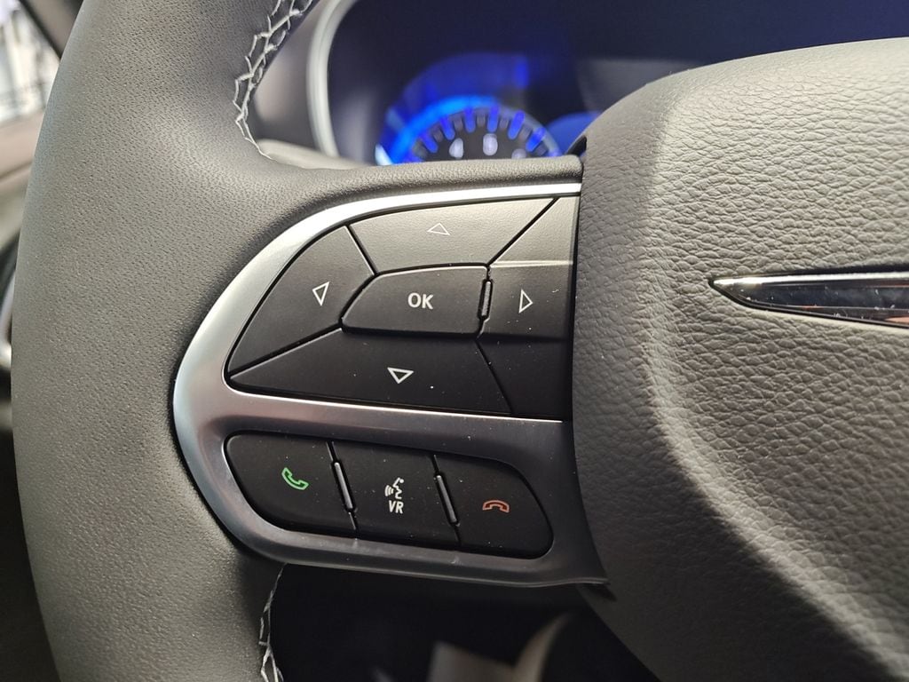 2026 Chrysler Pacifica Select - Photo 26