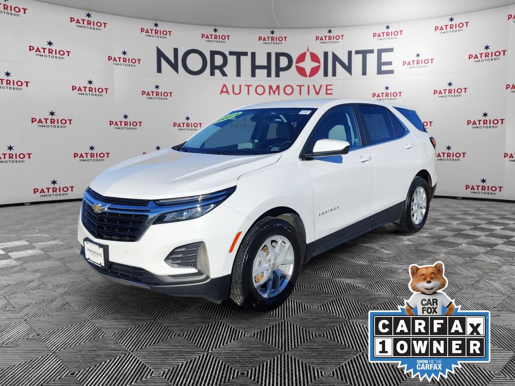 2024 Chevrolet Equinox LT photo 2