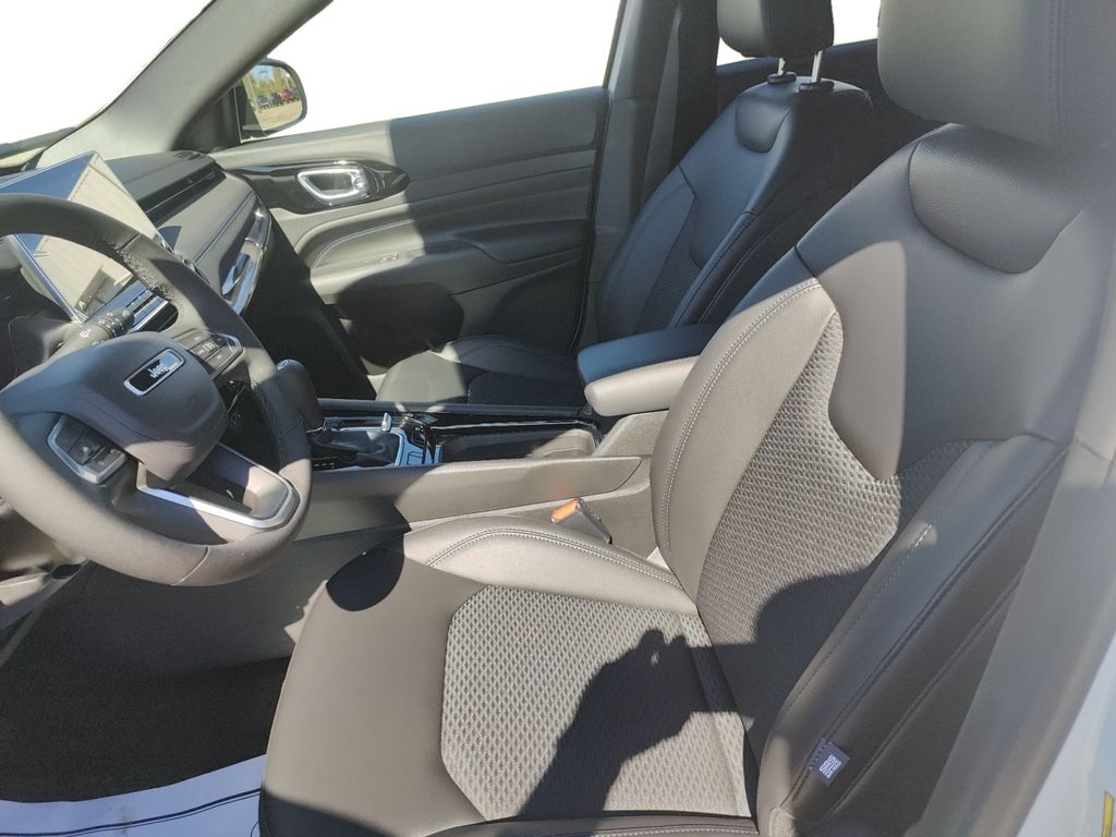 2026 Jeep Compass Altitude Special Edition - Photo 9
