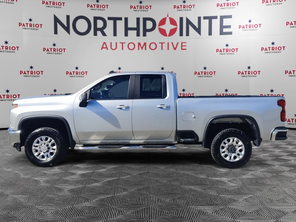 2020 Chevrolet Silverado 2500HD LT - Photo 3