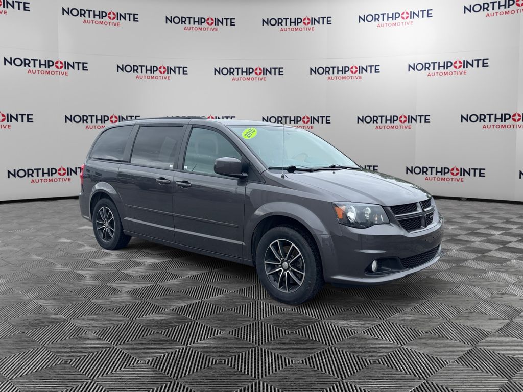 2015 Dodge Grand Caravan R/T's photo
