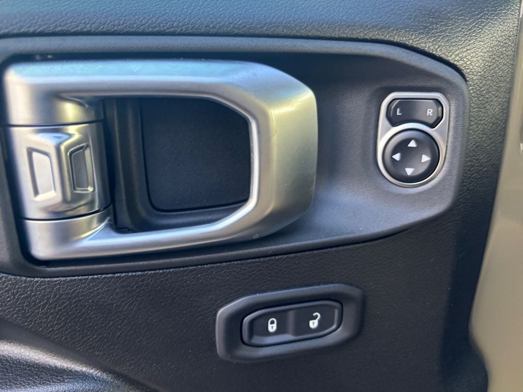 2026 Jeep Gladiator Willys 41 - Photo 17