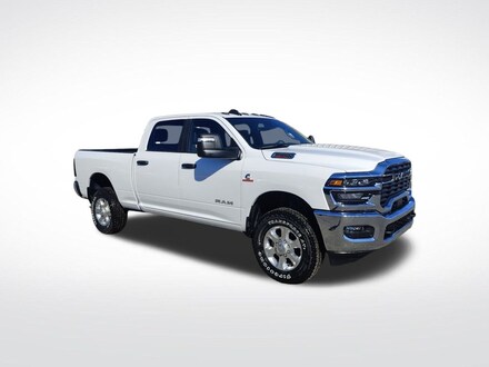 2026 Ram 2500 BIG HORN CREW CAB 4X4 6'4 BOX Pickup