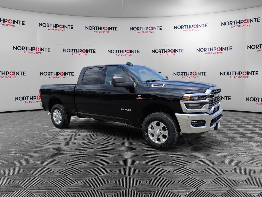 New 2025 Ram 2500 BIG HORN CREW CAB 4X4 6'4 BOX Pickup