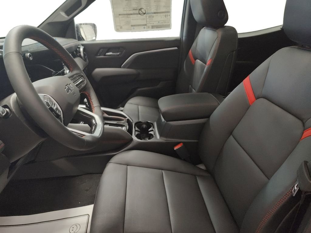 2026 Chevrolet Colorado Z71 - Photo 9