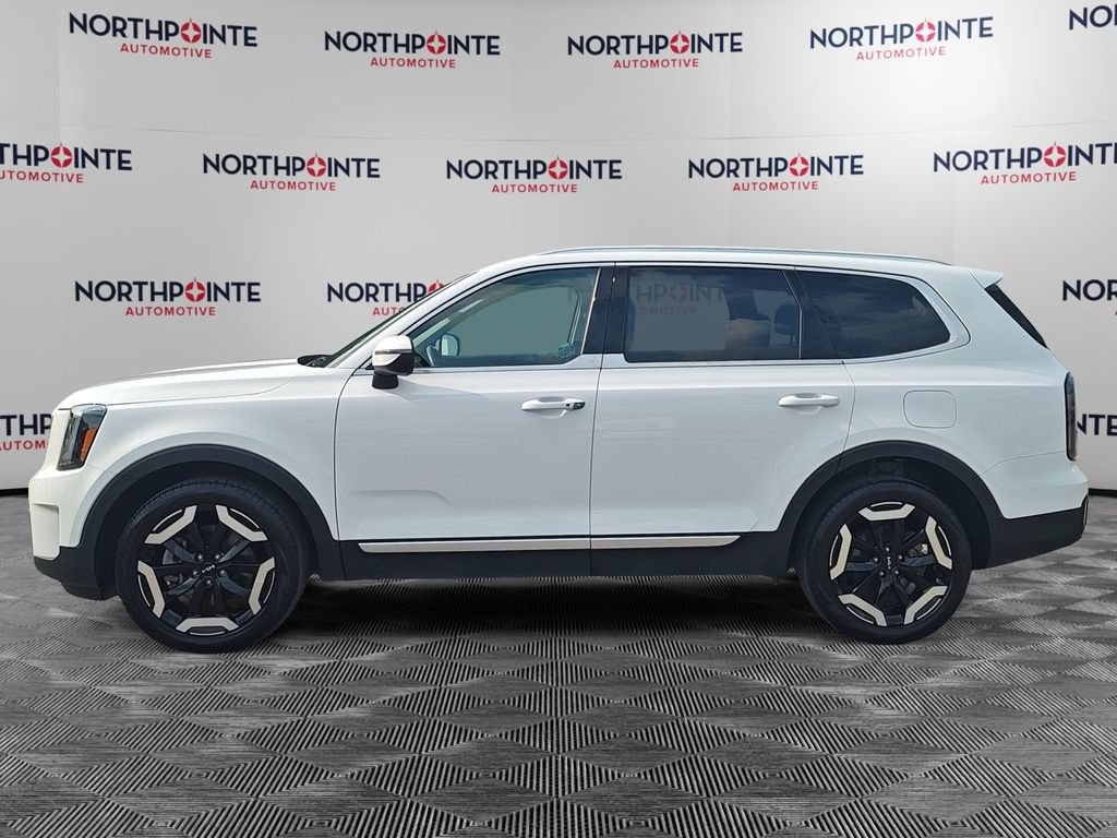 Used 2024 Kia Telluride EX