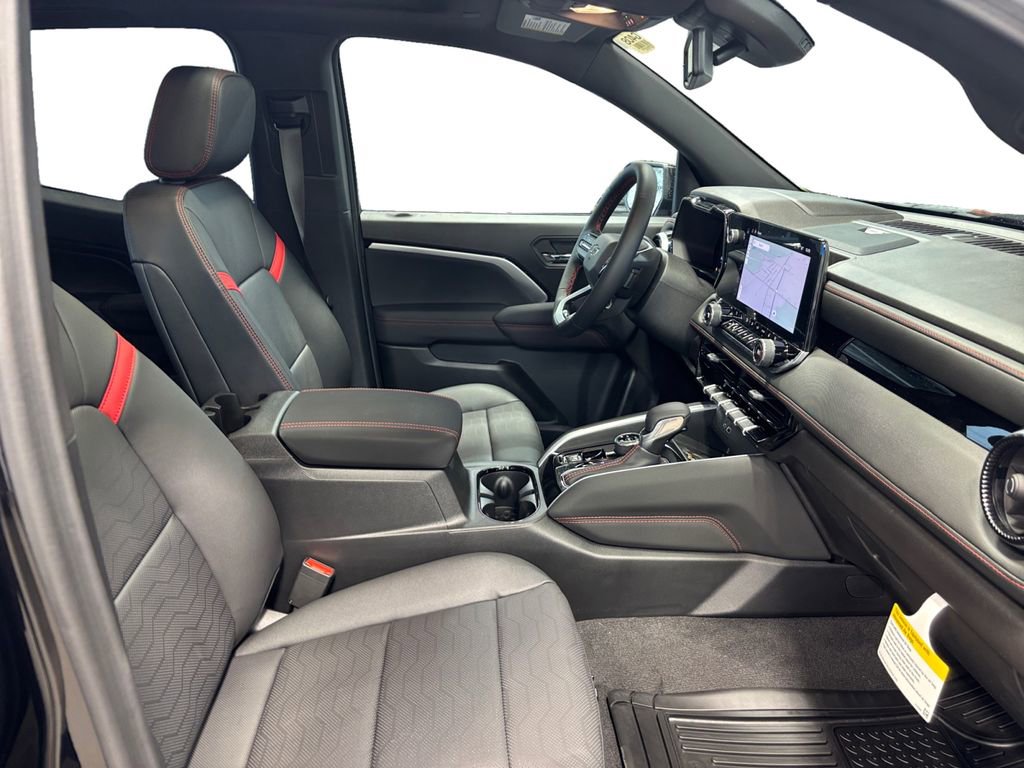 2026 Chevrolet Colorado Z71 - Photo 15