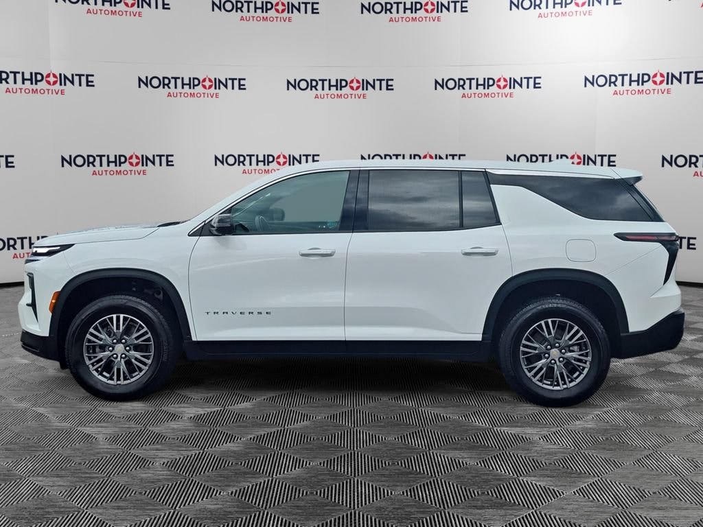 Used 2024 Chevrolet Traverse LS SUV