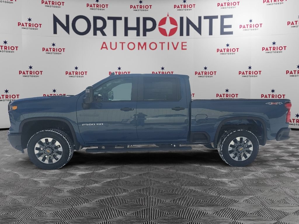 Used 2025 Chevrolet Silverado 2500 HD Custom Truck