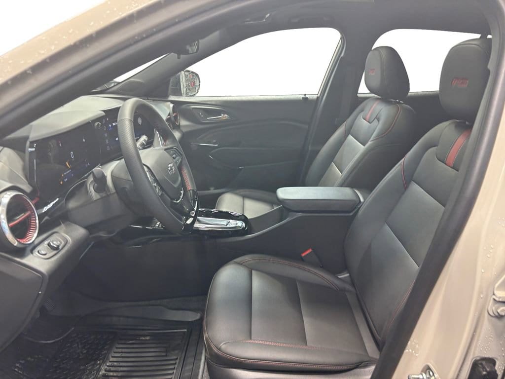 2026 Chevrolet Trax RS - Photo 9