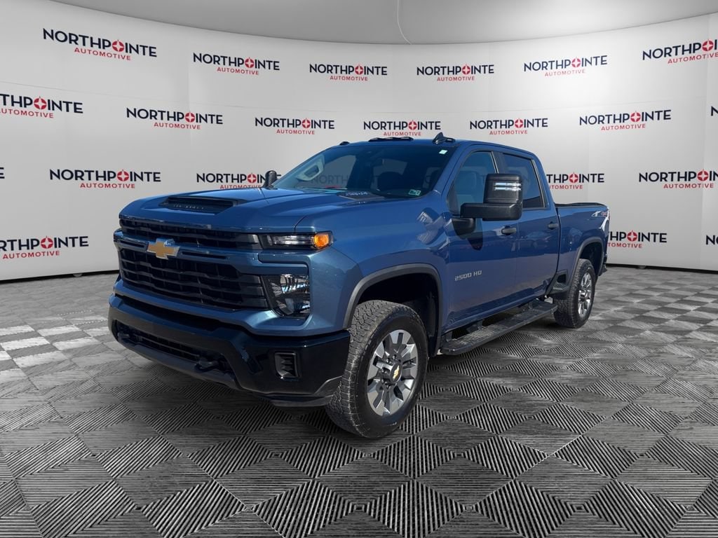 Used 2025 Chevrolet Silverado 2500 HD Custom Truck
