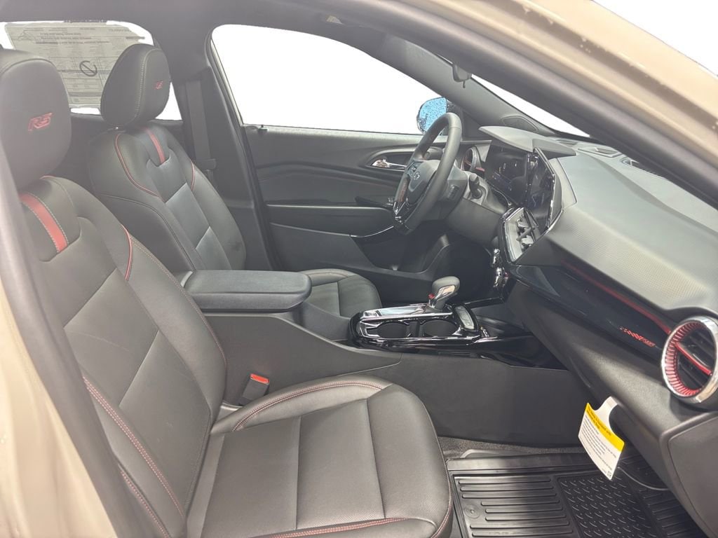 2026 Chevrolet Trax RS - Photo 15