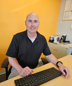 Staff member Brian Boyle from 4ad6c4fbe4aa