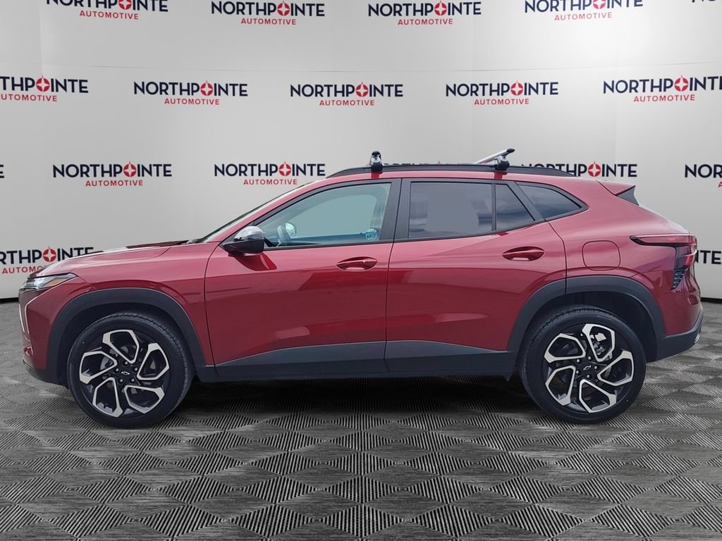 Used 2025 Chevrolet Trax 2RS SUV