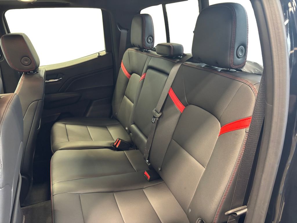 2026 Chevrolet Colorado Z71 - Photo 13