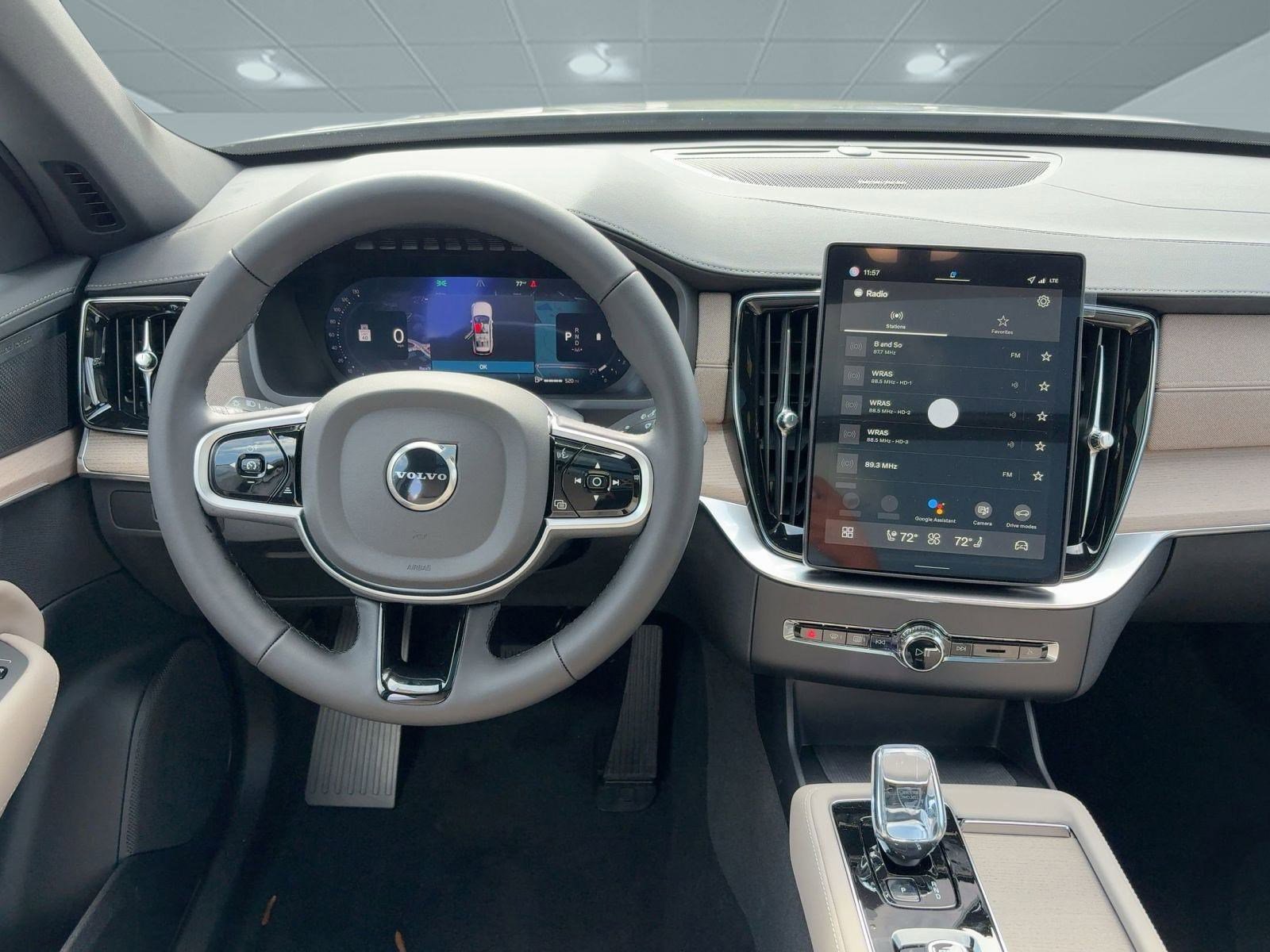 2026 Volvo XC90 Plus - Photo 27