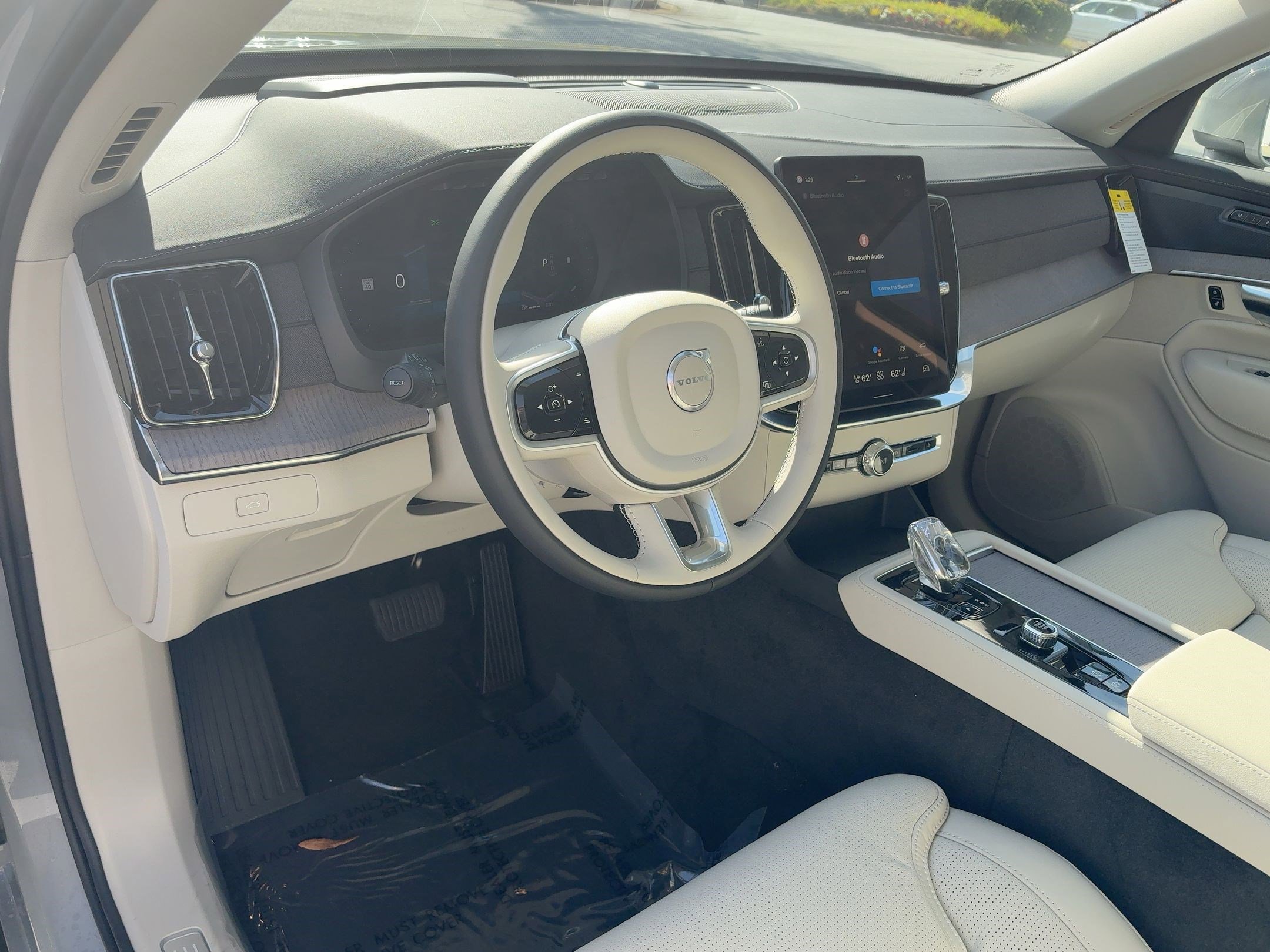 2026 Volvo XC90 photo 4